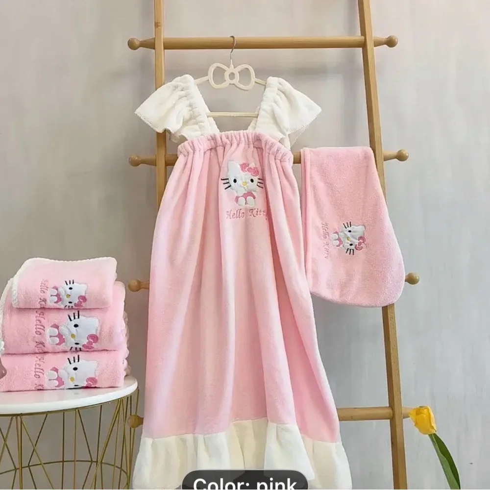 Hello Kitty Pink and White 3 piece towel set